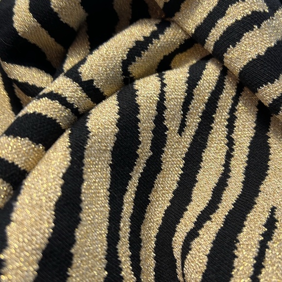 Akira NWT Black Gold Shimmer Zebra Print Body-con Knit Mini Dress (0458) - Picture 8 of 12